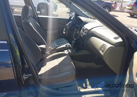 2006 Nissan Sentra 1.8 from USA, damaged, VIN 3N1CB51D26L463505